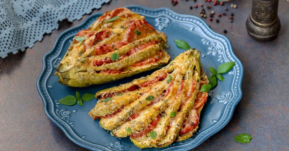 Кабачки с сыром и помидорами в духовке - 10 рецептов с пошаговыми фото